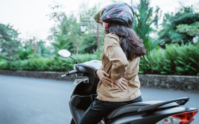 Cómo evitar el dolor de espalda en rutas largas en moto